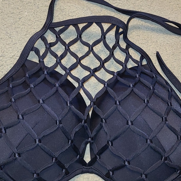 Shade and shore bikini top size 38C MUST BUNDLE - Picture 4 of 4